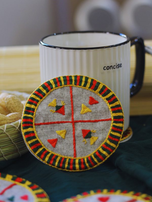 Hand-embroidered Coaster - Siwan Motifs
